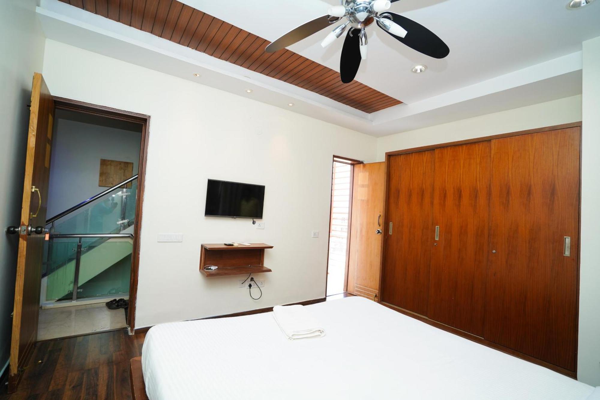 Golden Villa - Duplex House With Private Theater - Near To Alipiri And Bhudevi Ttd Ticket Counter And Kapilateertham Tirupati Buitenkant foto