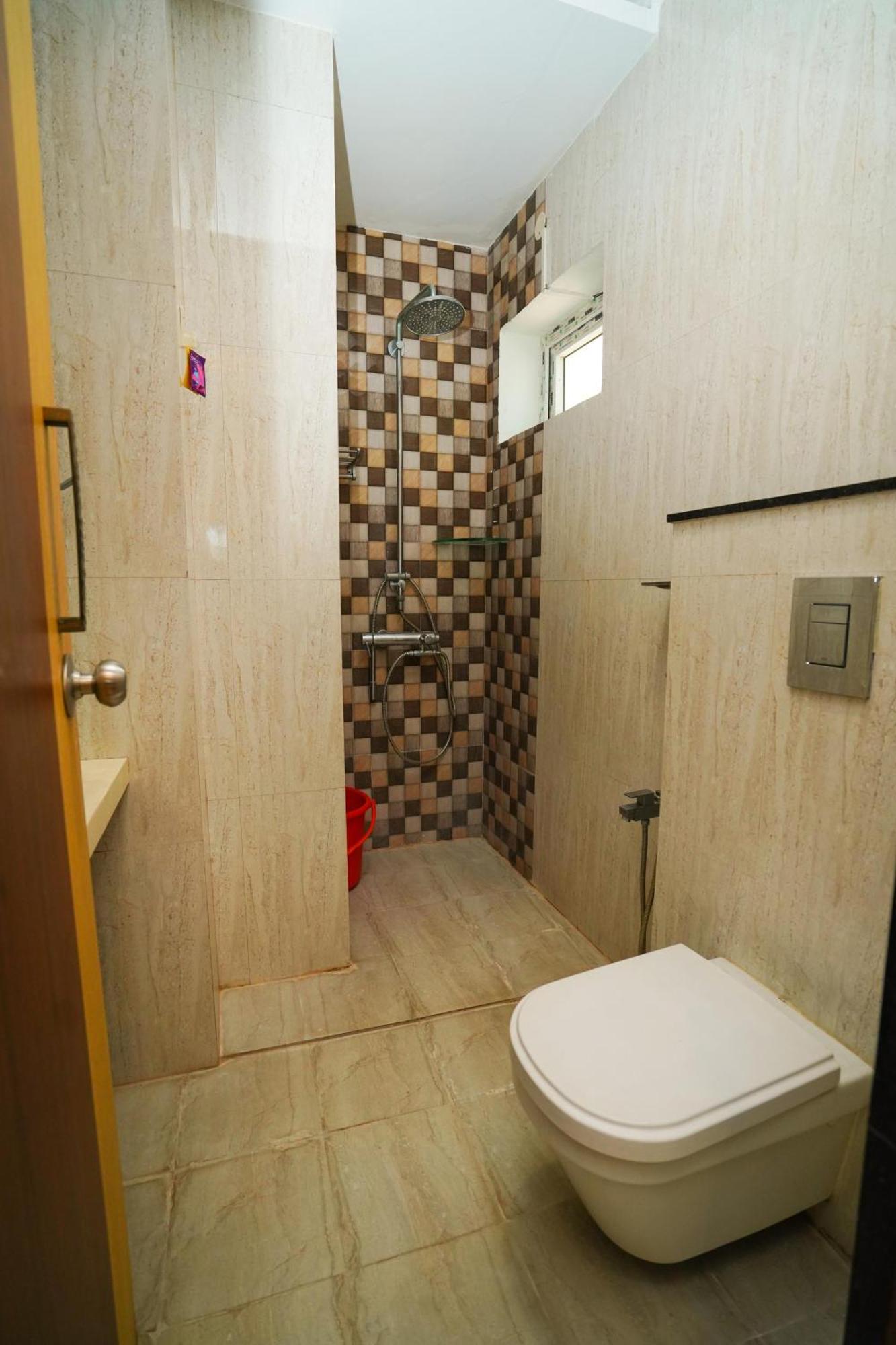 Golden Villa - Duplex House With Private Theater - Near To Alipiri And Bhudevi Ttd Ticket Counter And Kapilateertham Tirupati Buitenkant foto