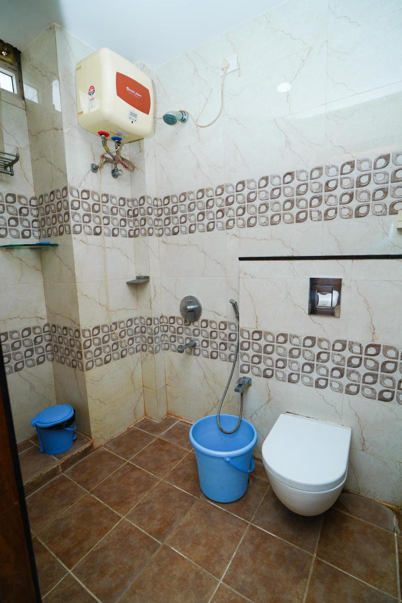 Golden Villa - Duplex House With Private Theater - Near To Alipiri And Bhudevi Ttd Ticket Counter And Kapilateertham Tirupati Buitenkant foto